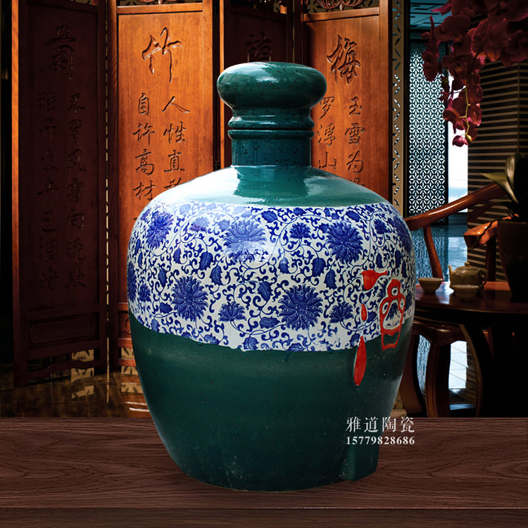 100斤青花顏色釉藏酒陶瓷酒壇-側面