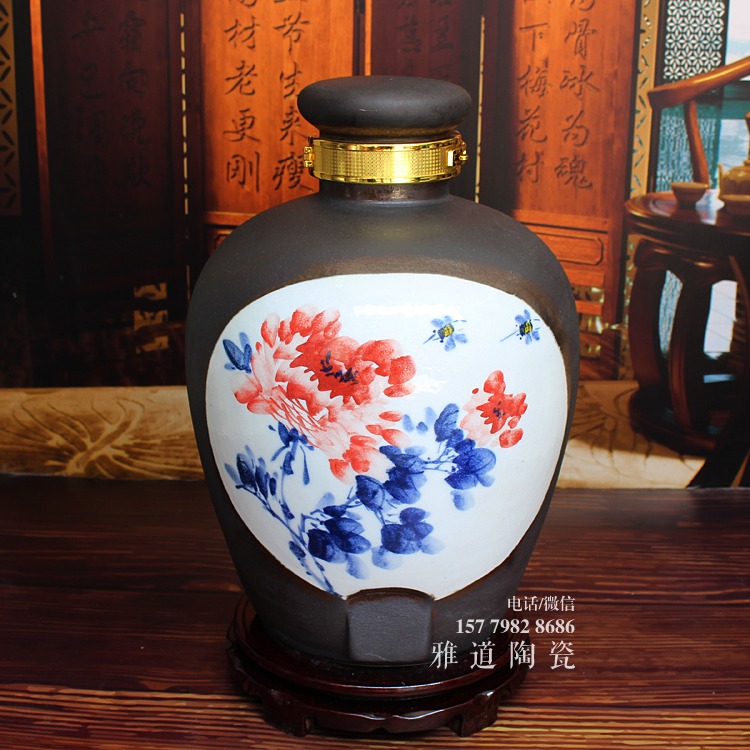 景德鎮顏色釉手繪酒壇-牡丹款