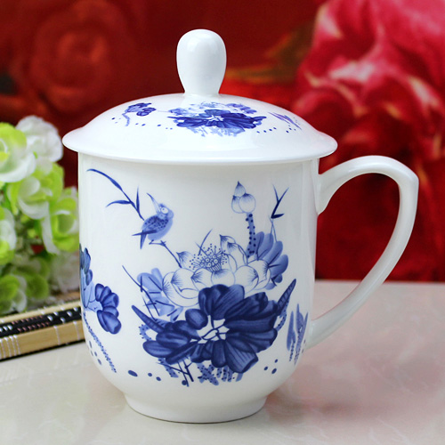 景德鎮青花瓷陶瓷茶杯會議杯正面