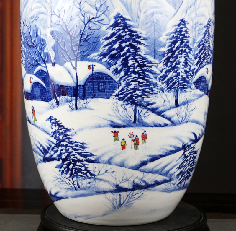 景德鎮名家手繪雪景藝術品花瓶(圖4)